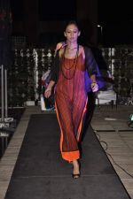 at Bobby Khanduja fashion show in F Bar, Mumbai on 12th March 2013 (77).JPG